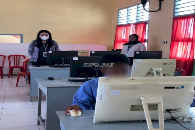 Dukung Hak Pendidikan Anak Binaan, Bapas Luwuk Dampingi Ujian TKA di SMK Komputer Luwuk